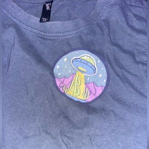 Short sleeve tee. Graphic design